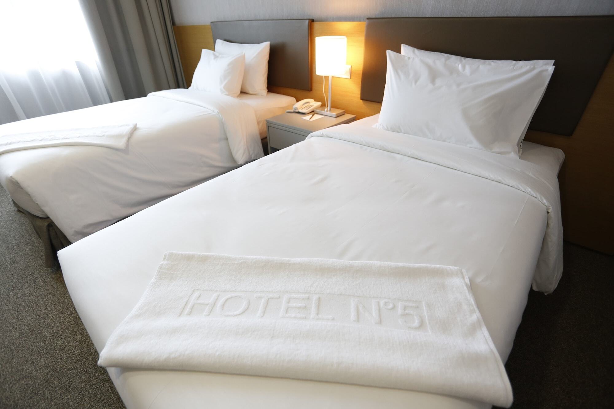 Hotel No.5 3*